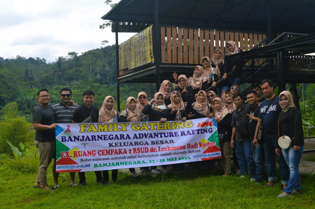 Keluarga besar Ex Ruang Cempaka